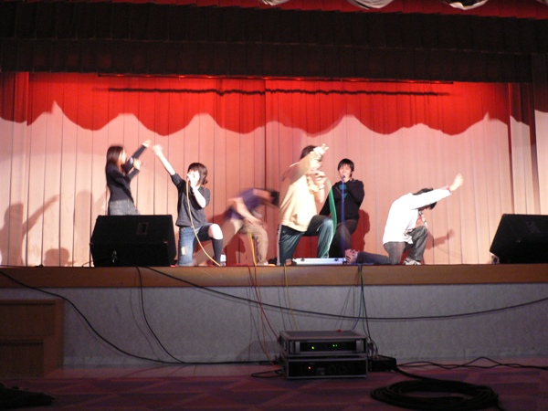 th'06-11